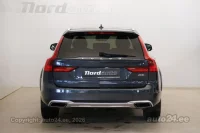 Volvo V90 Cross Country D5 AWD 2 173kW thumbnail