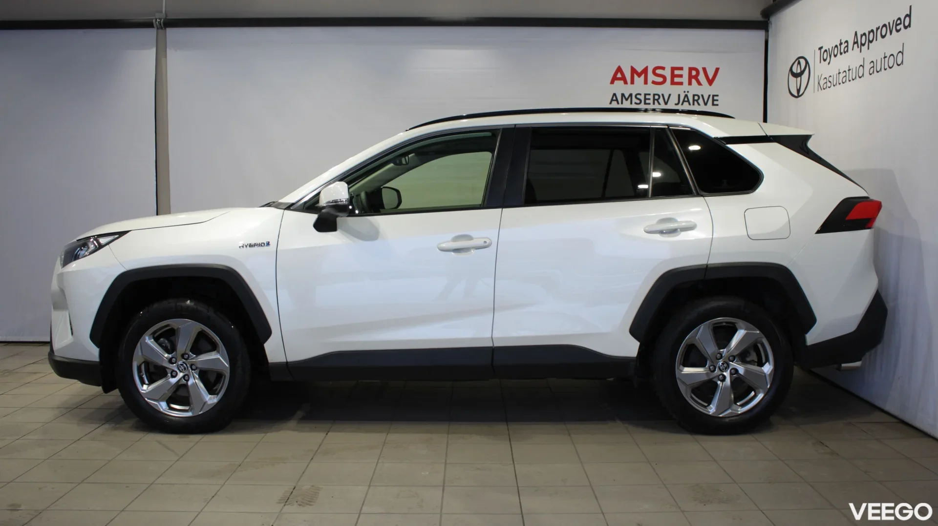 Toyota RAV4 Luxury AWD 2.5 131kW