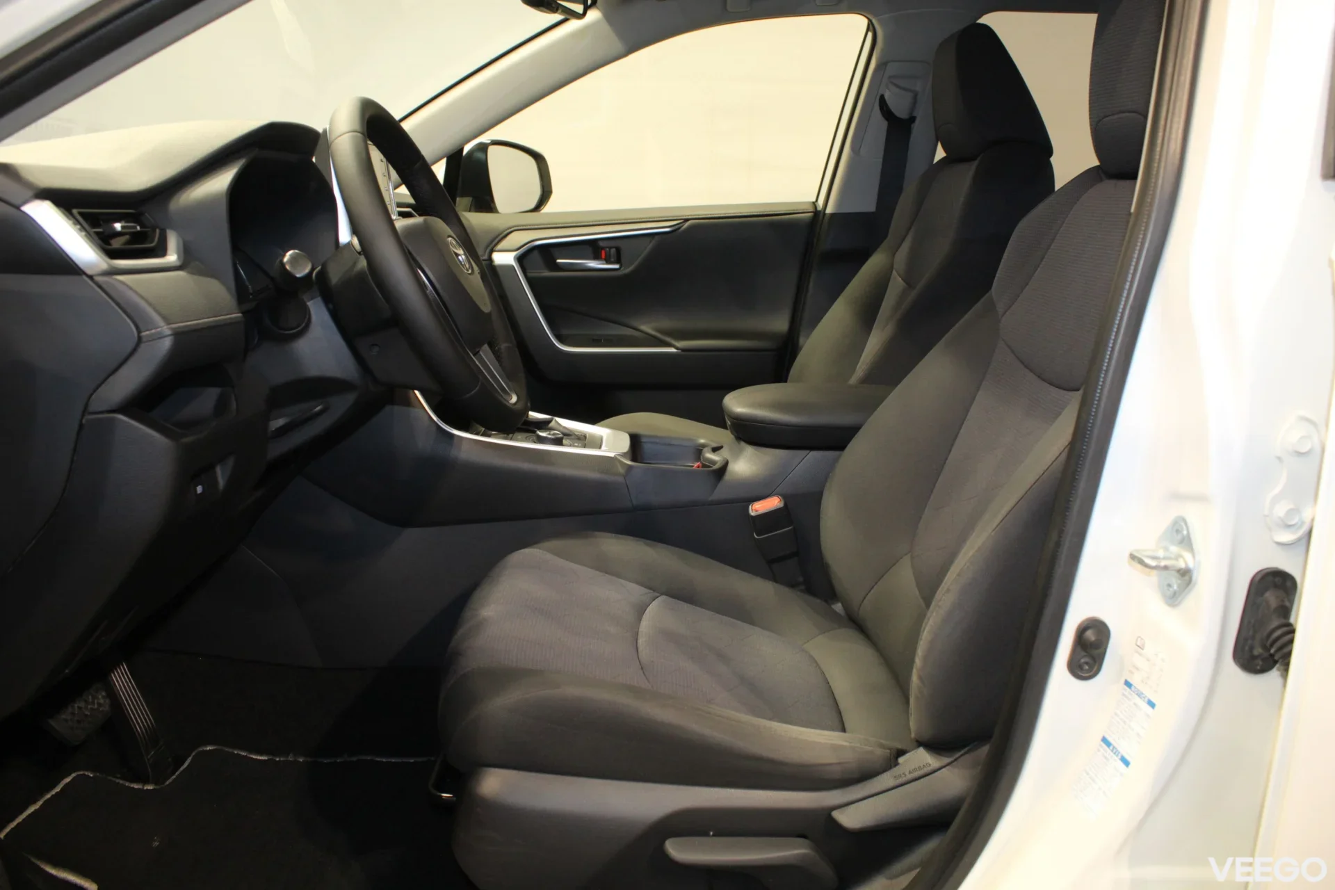 Toyota RAV4 Luxury AWD 2.5 131kW