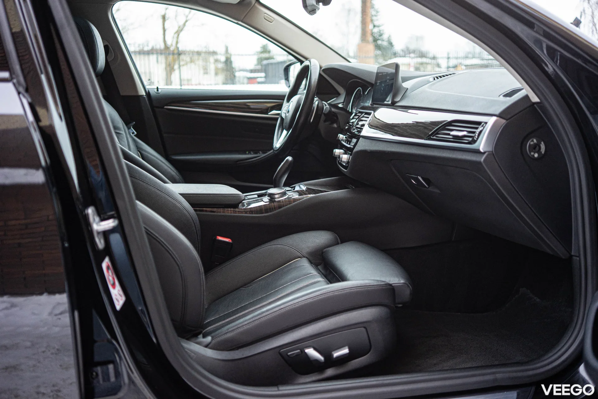 BMW 530 xDrive Sportline Shadowline 3.0 195kW