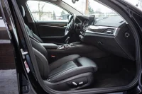 BMW 530 xDrive Sportline Shadowline 3.0 195kW thumbnail