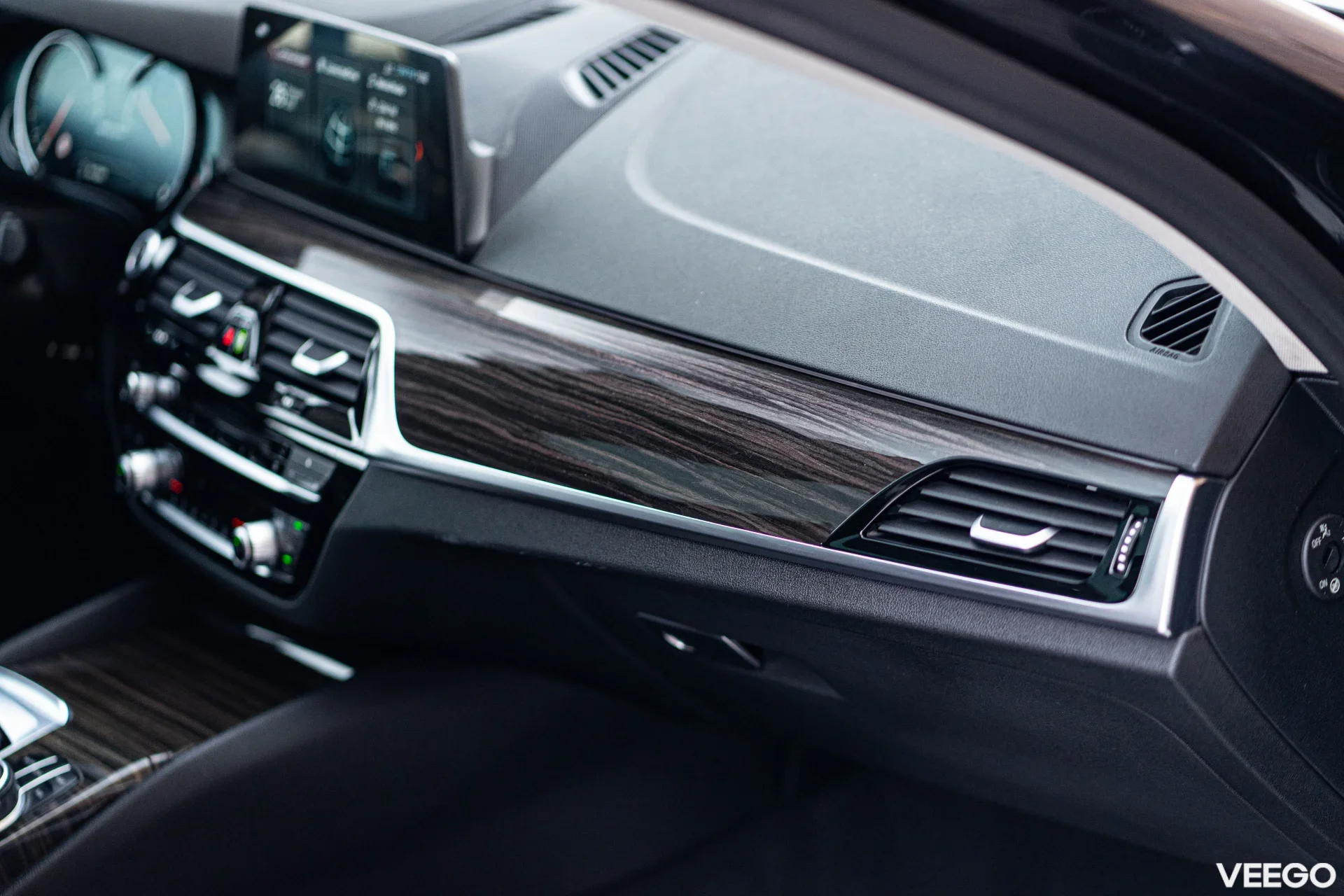 BMW 530 xDrive Sportline Shadowline 3.0 195kW