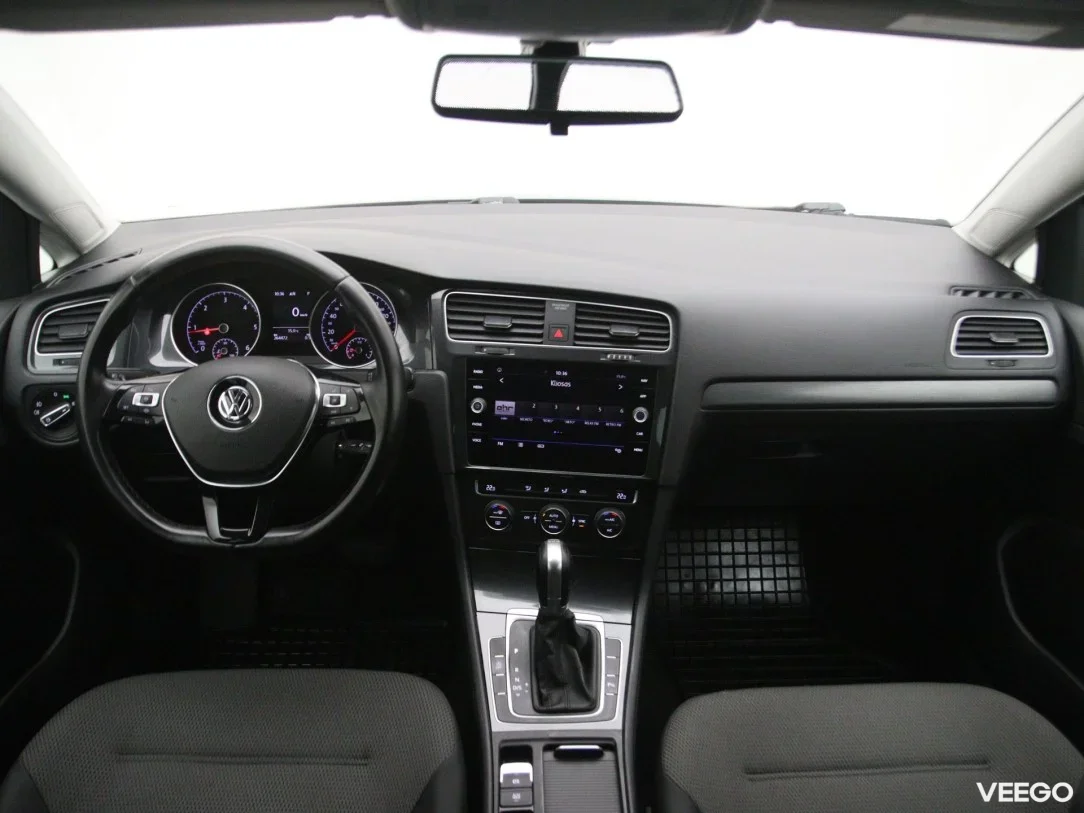 Volkswagen Golf 1.6 85kW