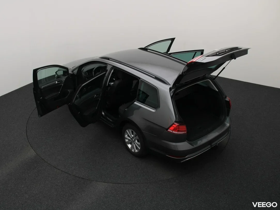Volkswagen Golf 1.6 85kW