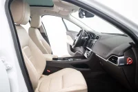 Jaguar F-Pace 20d AWD 2.0 132kW thumbnail