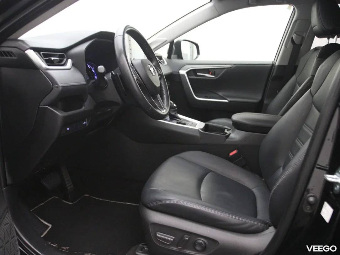 Toyota rav-4 2.5 160kW