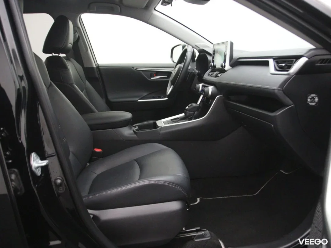 Toyota rav-4 2.5 160kW