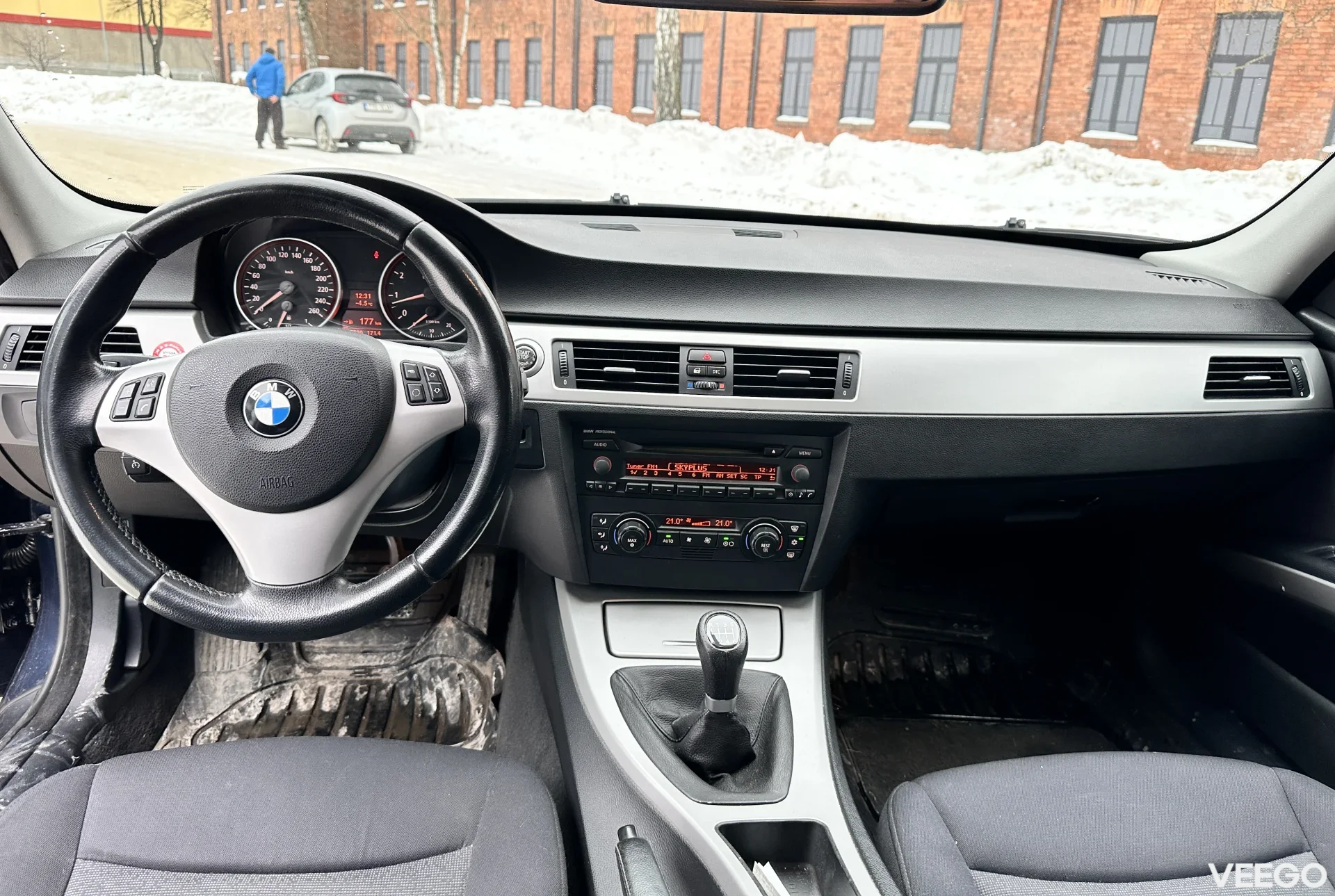 BMW 325 2.5 160kW