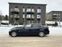 BMW 325 2.5 160kW thumbnail