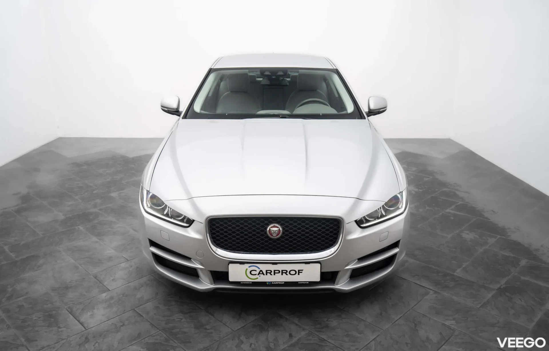 Jaguar XE 20d Pure 2.0 120kW