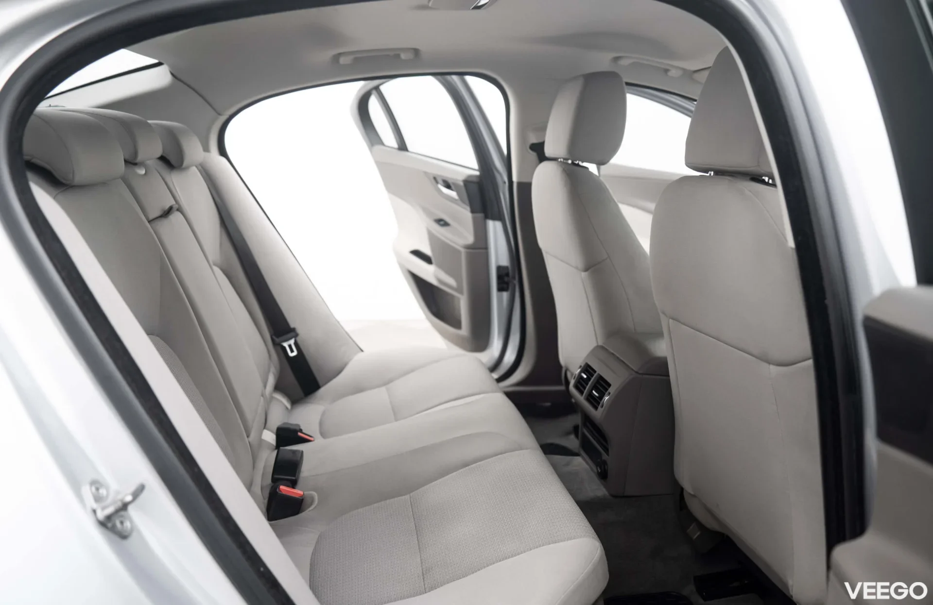 Jaguar XE 20d Pure 2.0 120kW