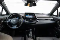 Toyota C-HR 90kW thumbnail