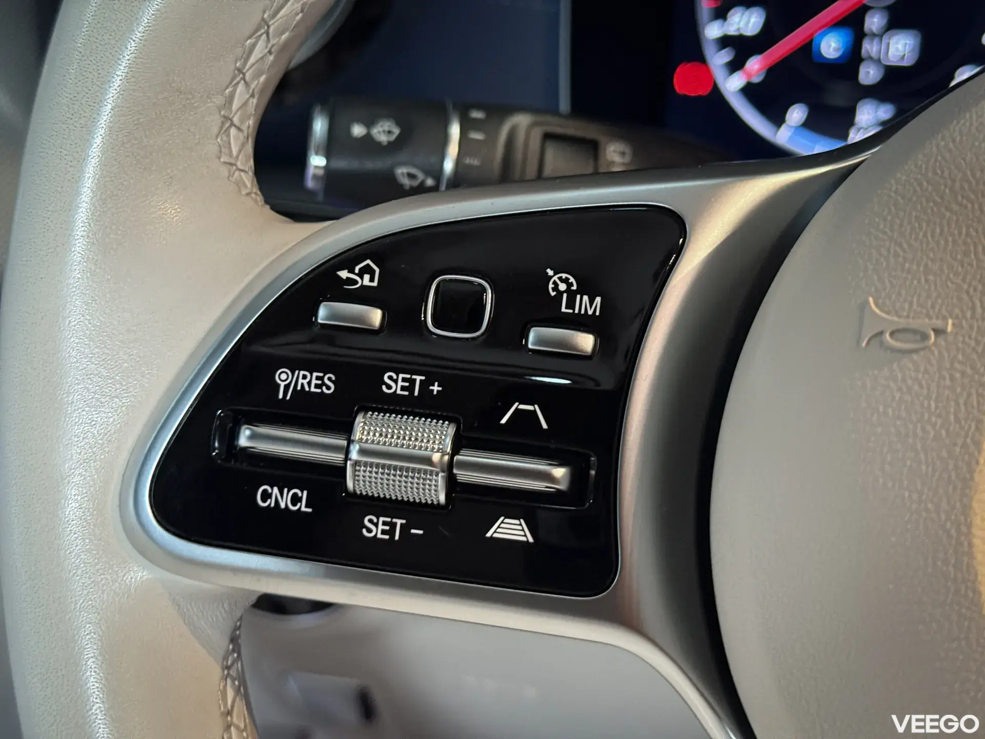 Mercedes-Benz E300 de AMG Package 2.0 225kW