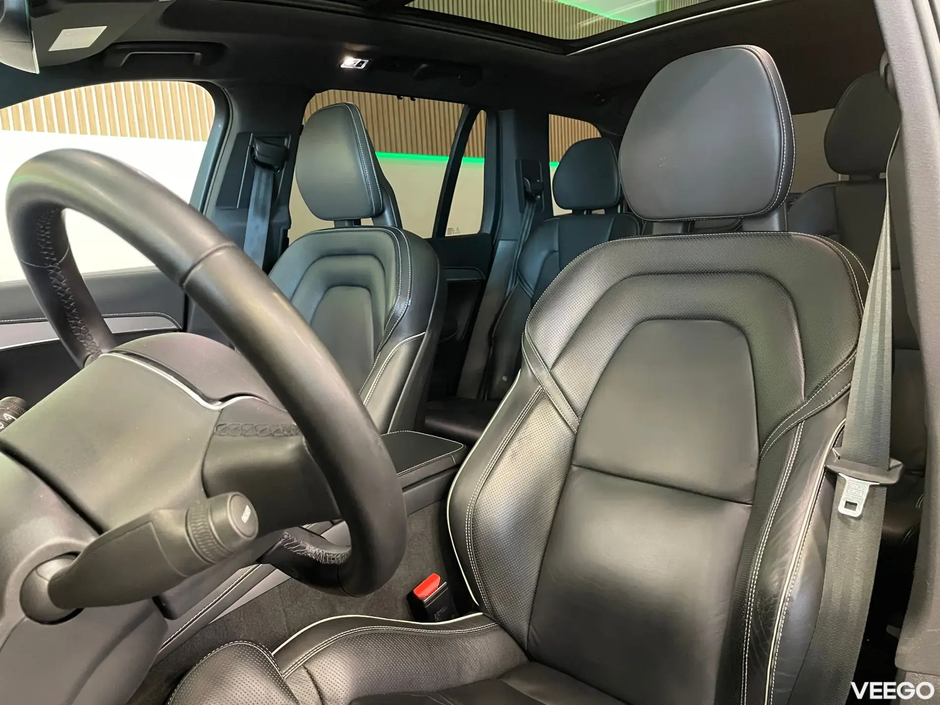 Volvo XC90 R-Design Intelli Safe Pro MY22 2.0 B5 Kers Mild Hybrid 173kW