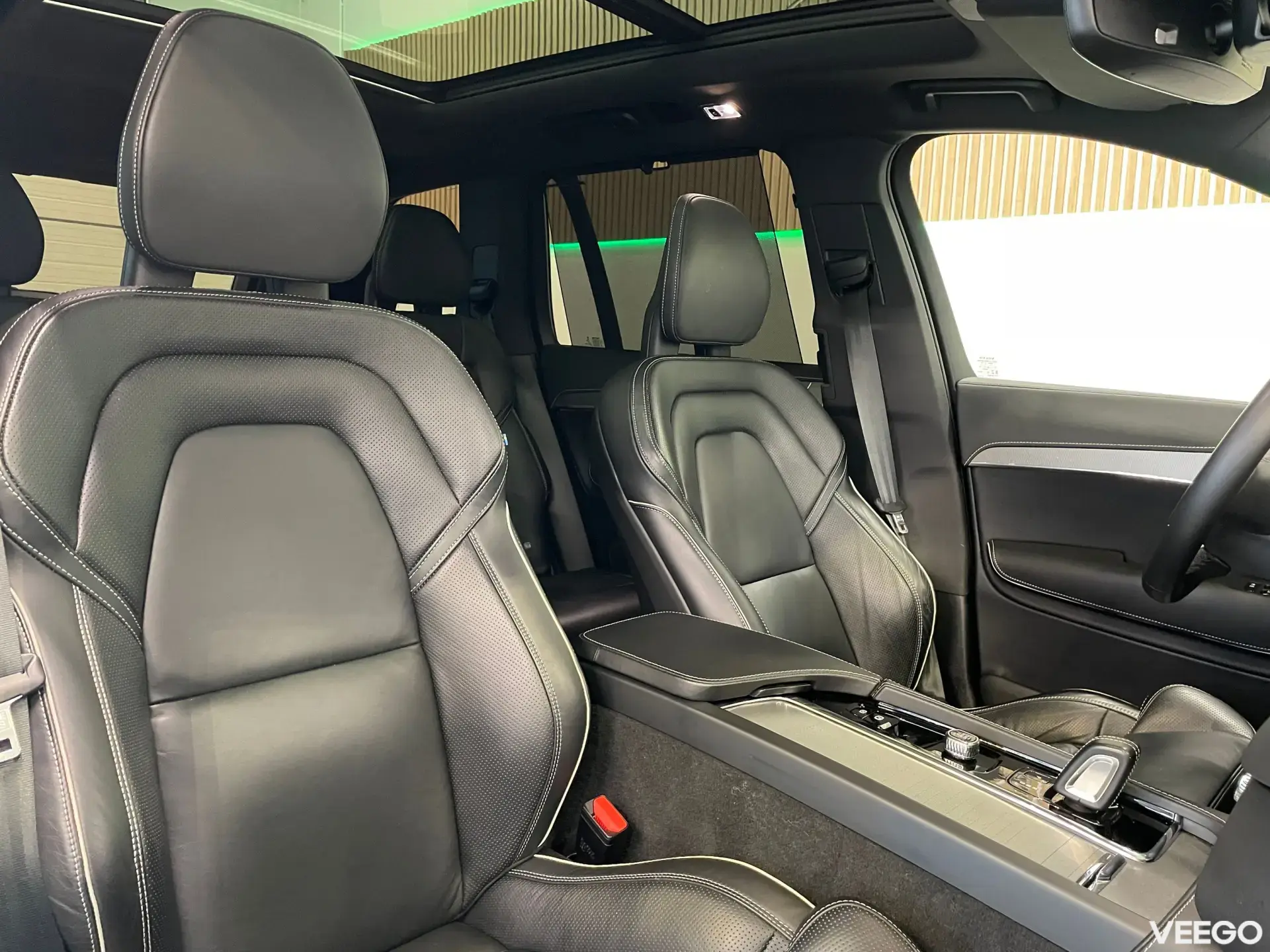 Volvo XC90 R-Design Intelli Safe Pro MY22 2.0 B5 Kers Mild Hybrid 173kW