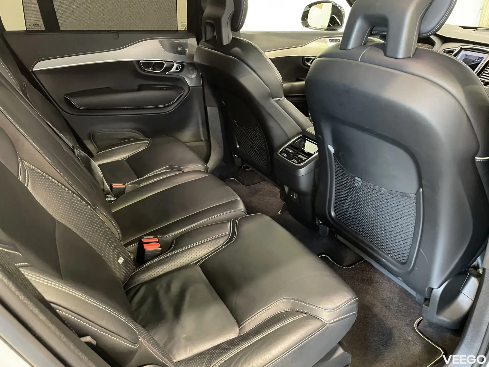 Volvo XC90 R-Design Intelli Safe Pro MY22 2.0 B5 Kers Mild Hybrid 173kW