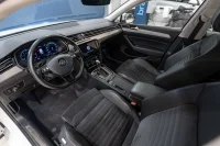Volkswagen Passat R-Line 110kW thumbnail