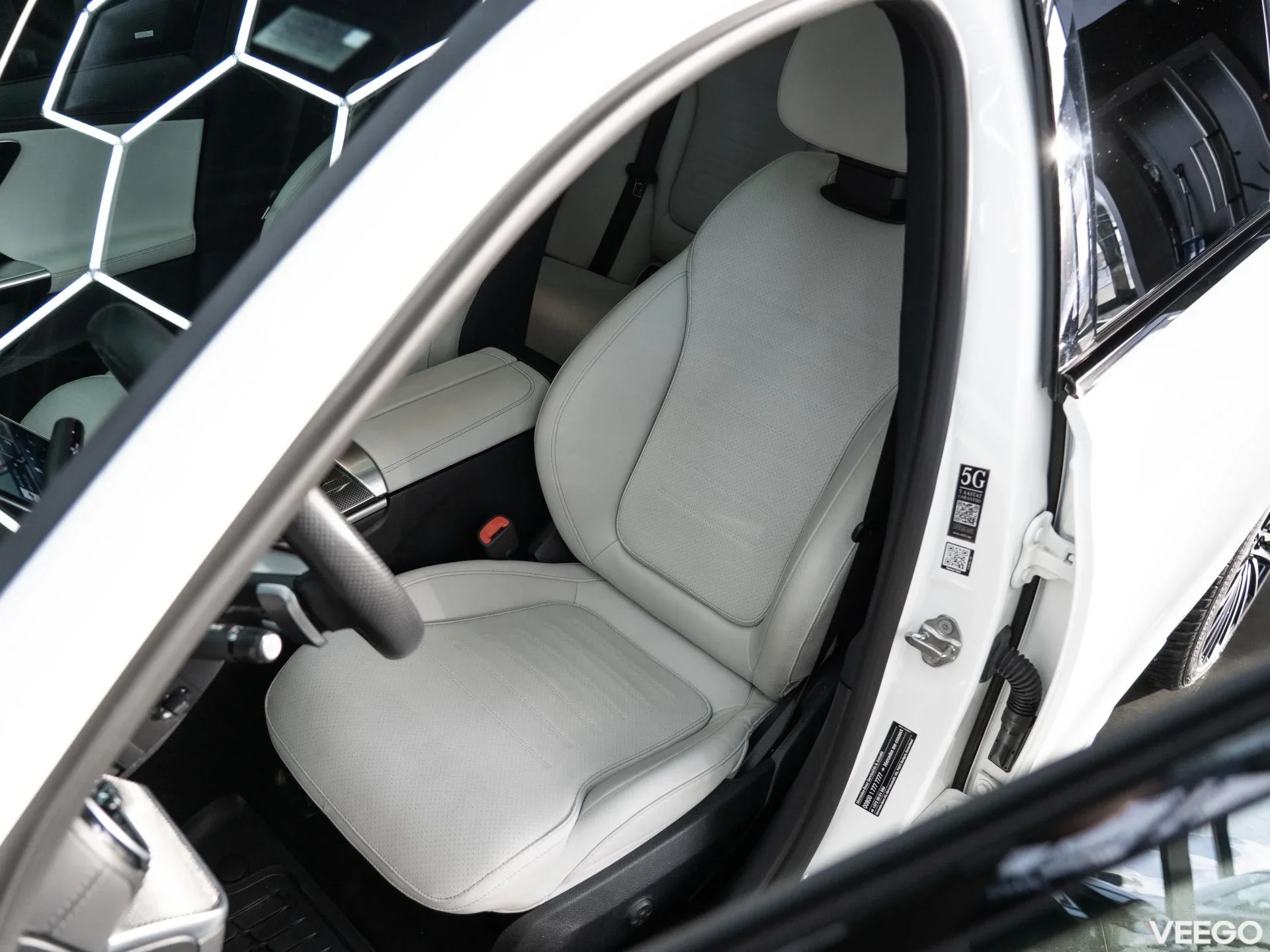 Mercedes-Benz C300 2.0 190kW