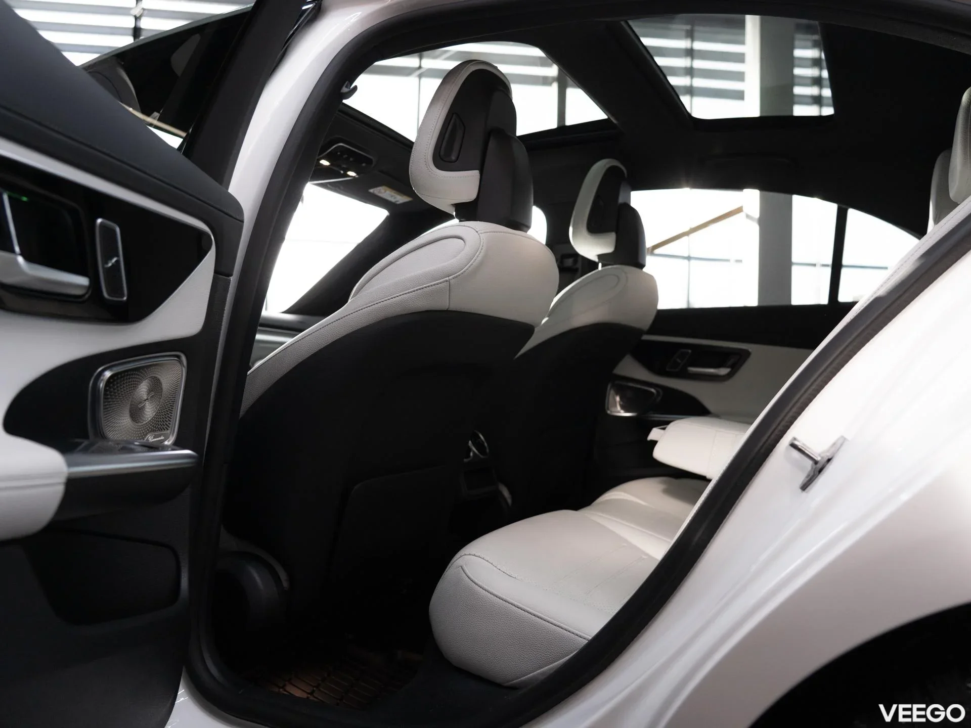 Mercedes-Benz C300 2.0 190kW