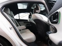 Mercedes-Benz C300 2.0 190kW thumbnail