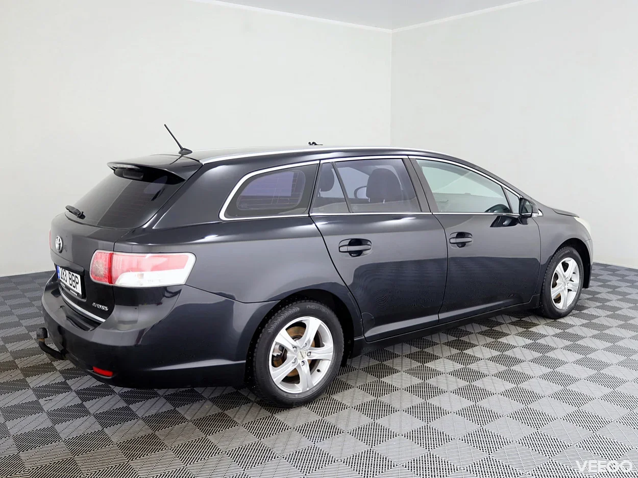 Toyota Avensis 1.8 108kW