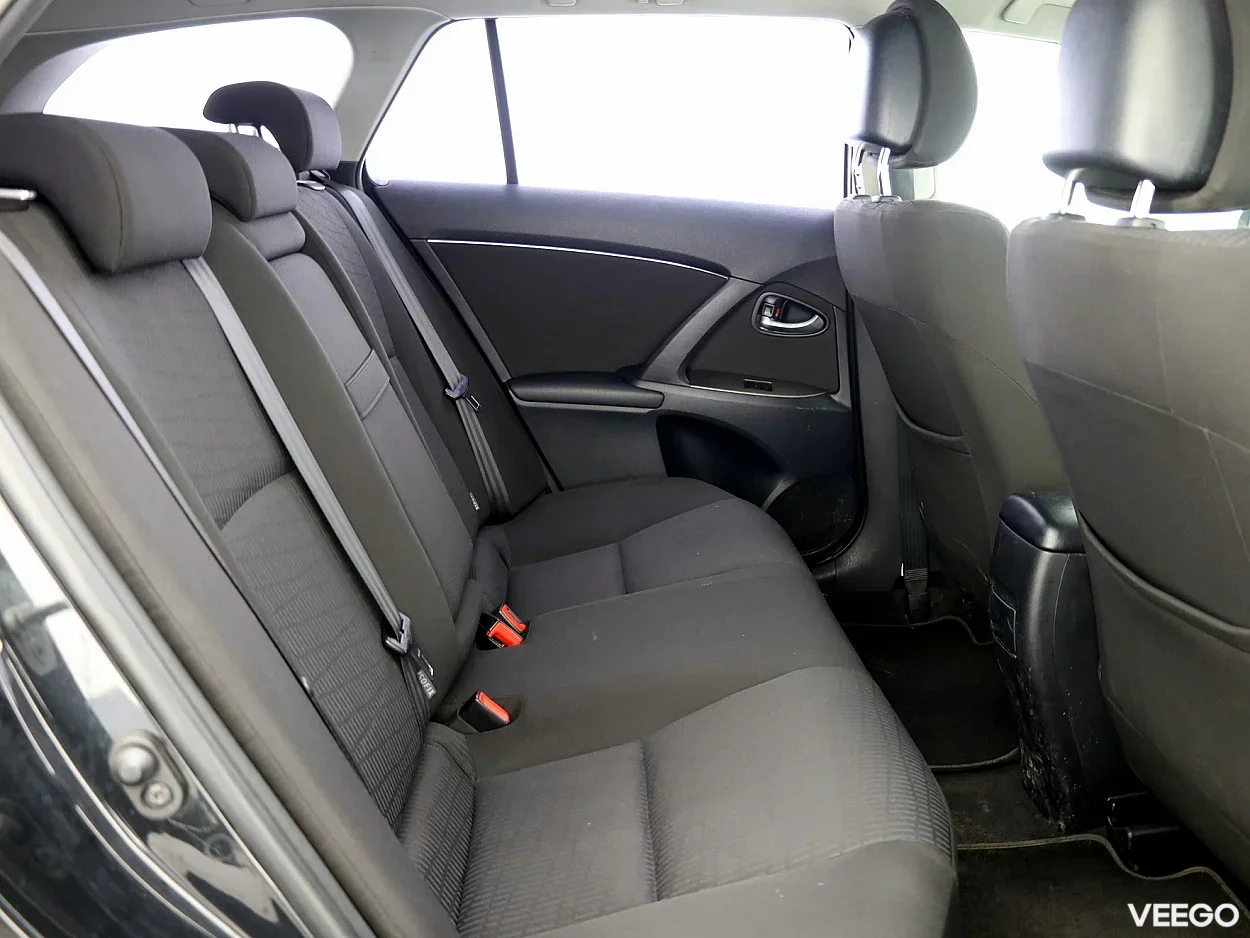 Toyota Avensis 1.8 108kW