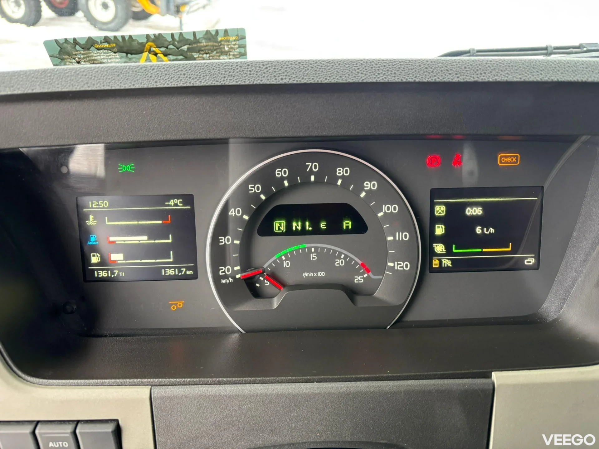 Volvo FM460 VOLVO DEMO TRUCK ! ONLY 1362 km ! / STEERED PUSHER AXLE  338kW