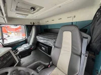 Volvo FM460 VOLVO DEMO TRUCK ! ONLY 1362 km ! / STEERED PUSHER AXLE  338kW thumbnail