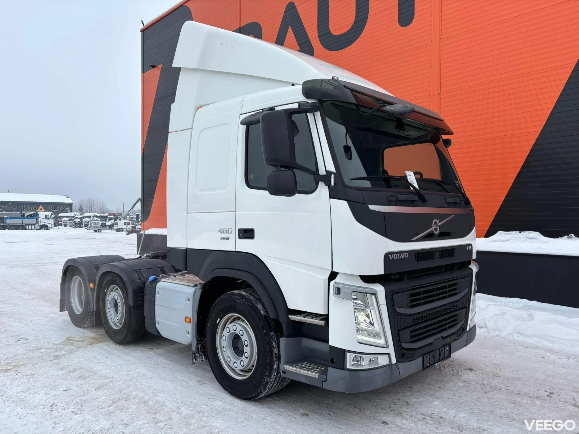 Volvo FM460 VOLVO DEMO TRUCK ! ONLY 1362 km ! / STEERED PUSHER AXLE  338kW