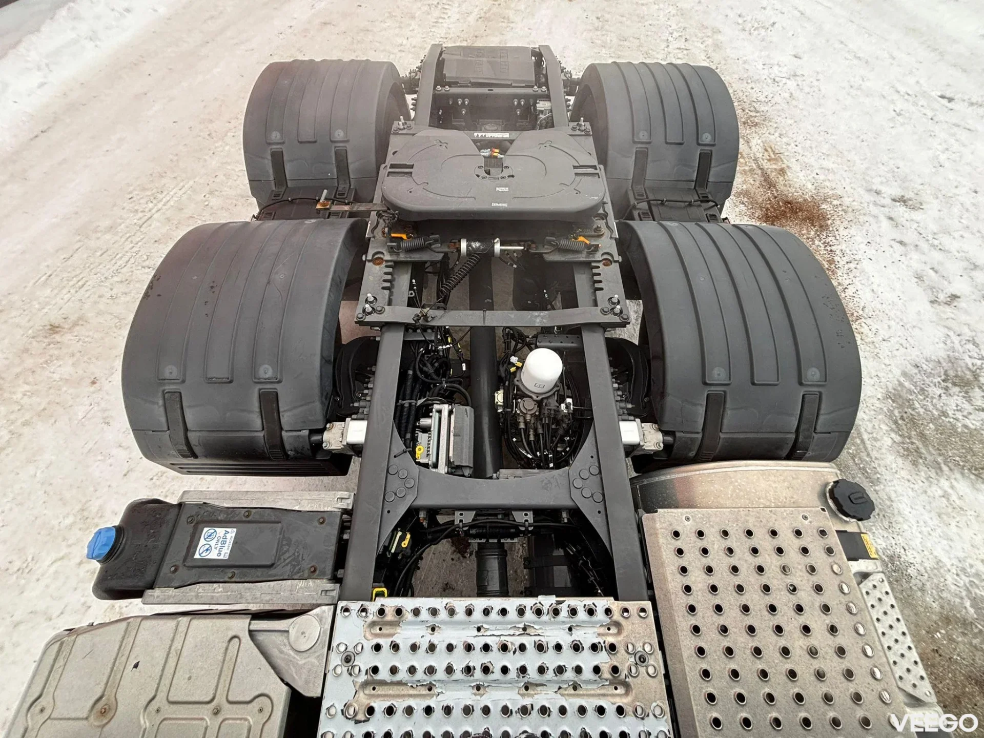 Volvo FM460 VOLVO DEMO TRUCK ! ONLY 1362 km ! / STEERED PUSHER AXLE  338kW