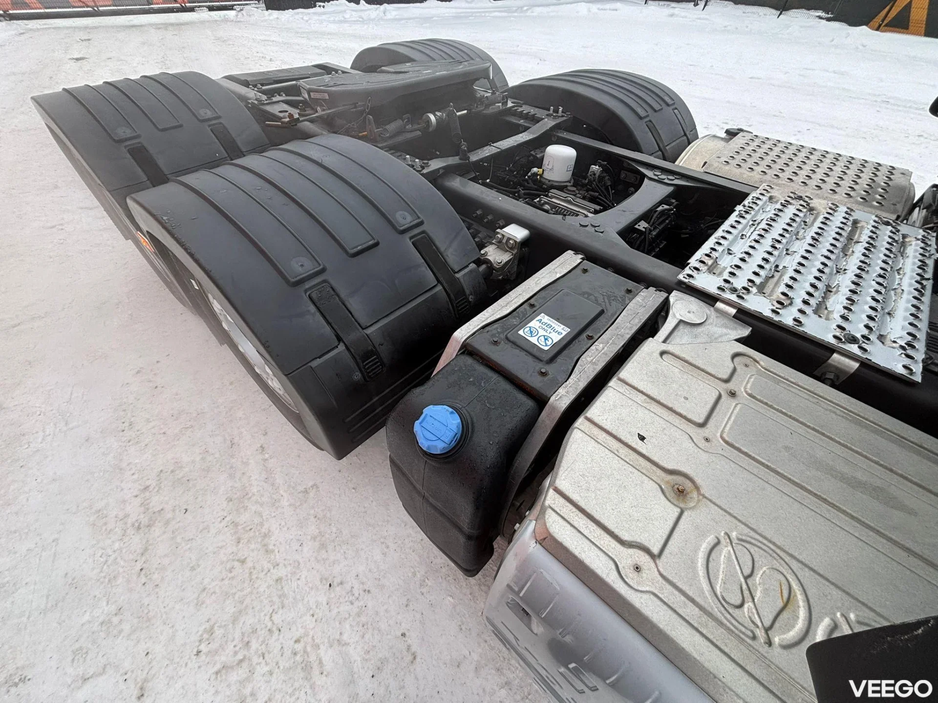 Volvo FM460 VOLVO DEMO TRUCK ! ONLY 1362 km ! / STEERED PUSHER AXLE  338kW