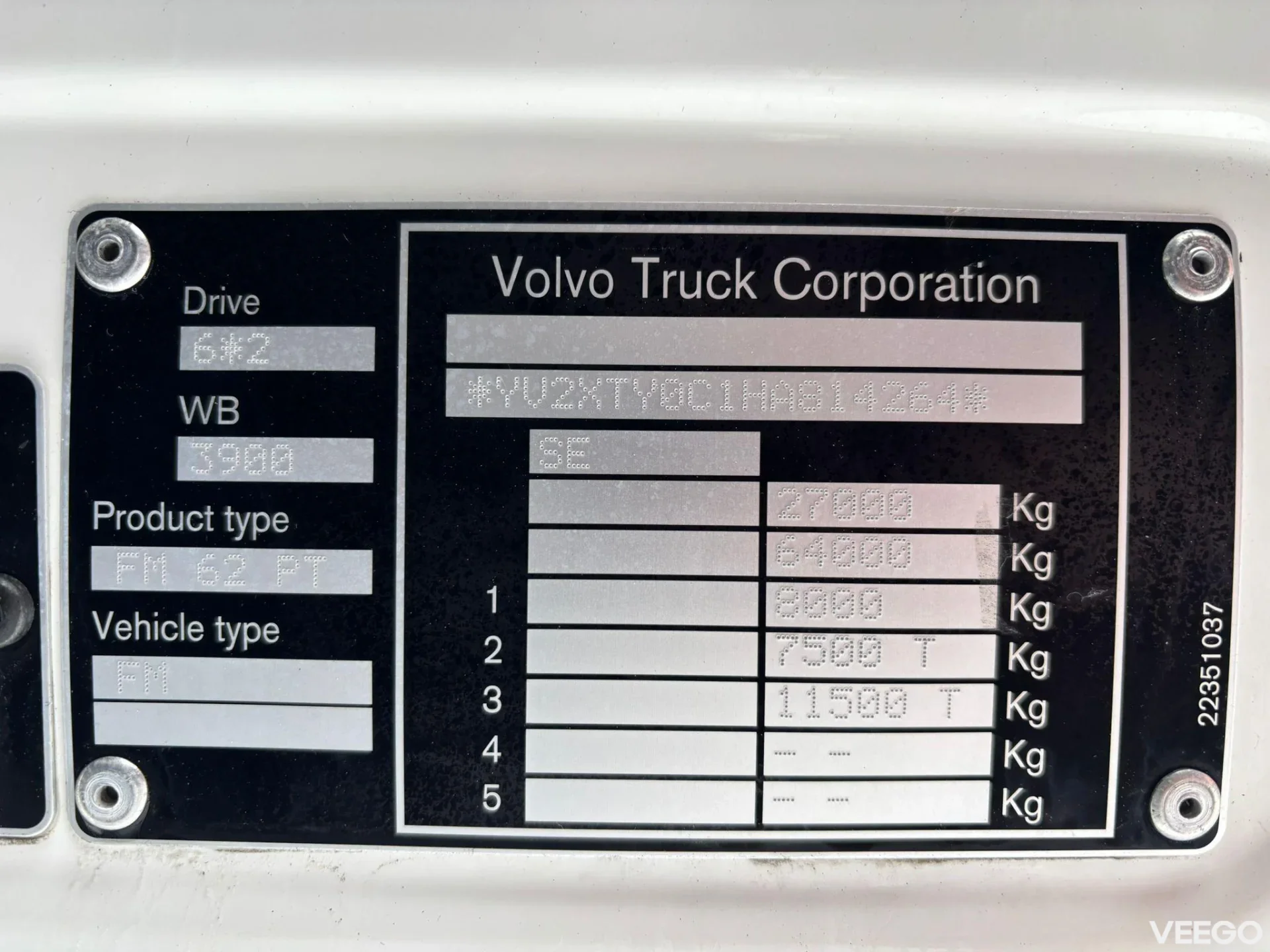 Volvo FM460 VOLVO DEMO TRUCK ! ONLY 1362 km ! / STEERED PUSHER AXLE  338kW