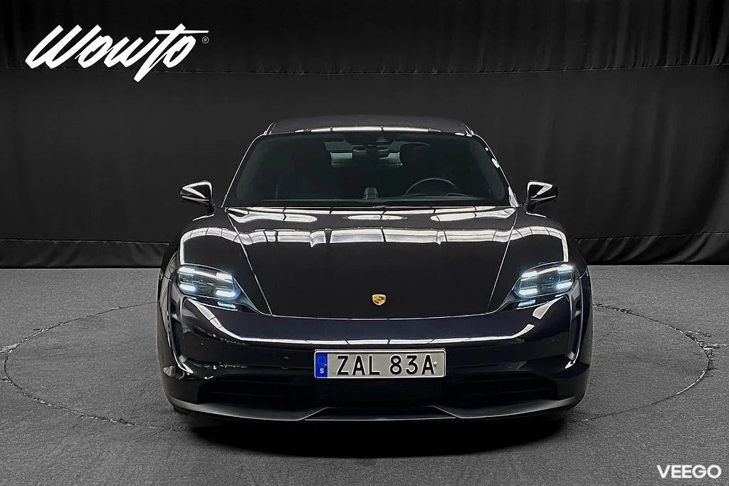 Porsche Taycan 4S 571HK /Sport Chrono /PSCB /Bose /Pano/Moms /4.95% 420kW