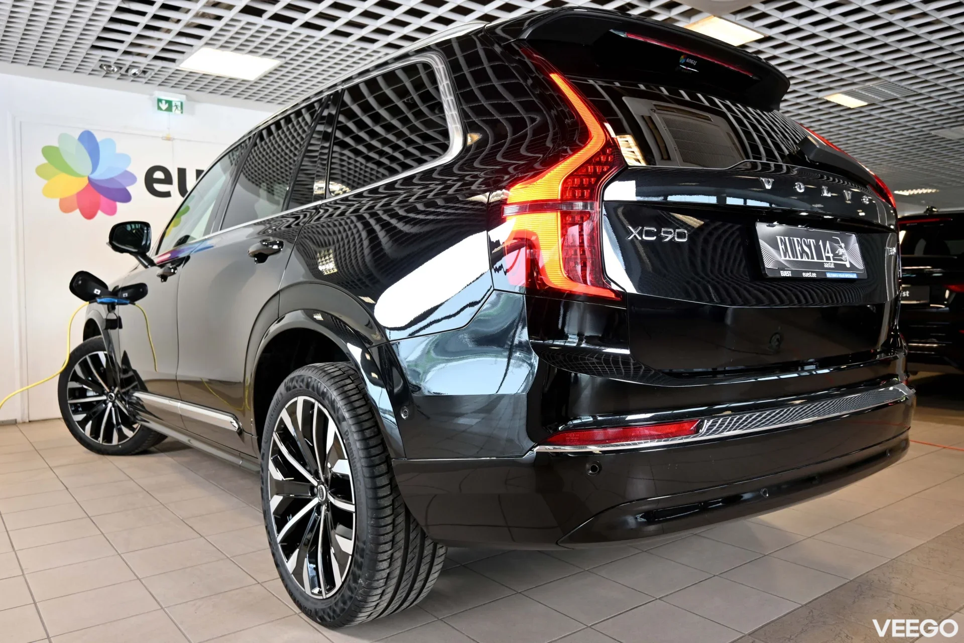 Volvo XC90 7K AWD H&K ULTIMATE BRIGHT INTELLI SAFE PRO MY26 2 335kW