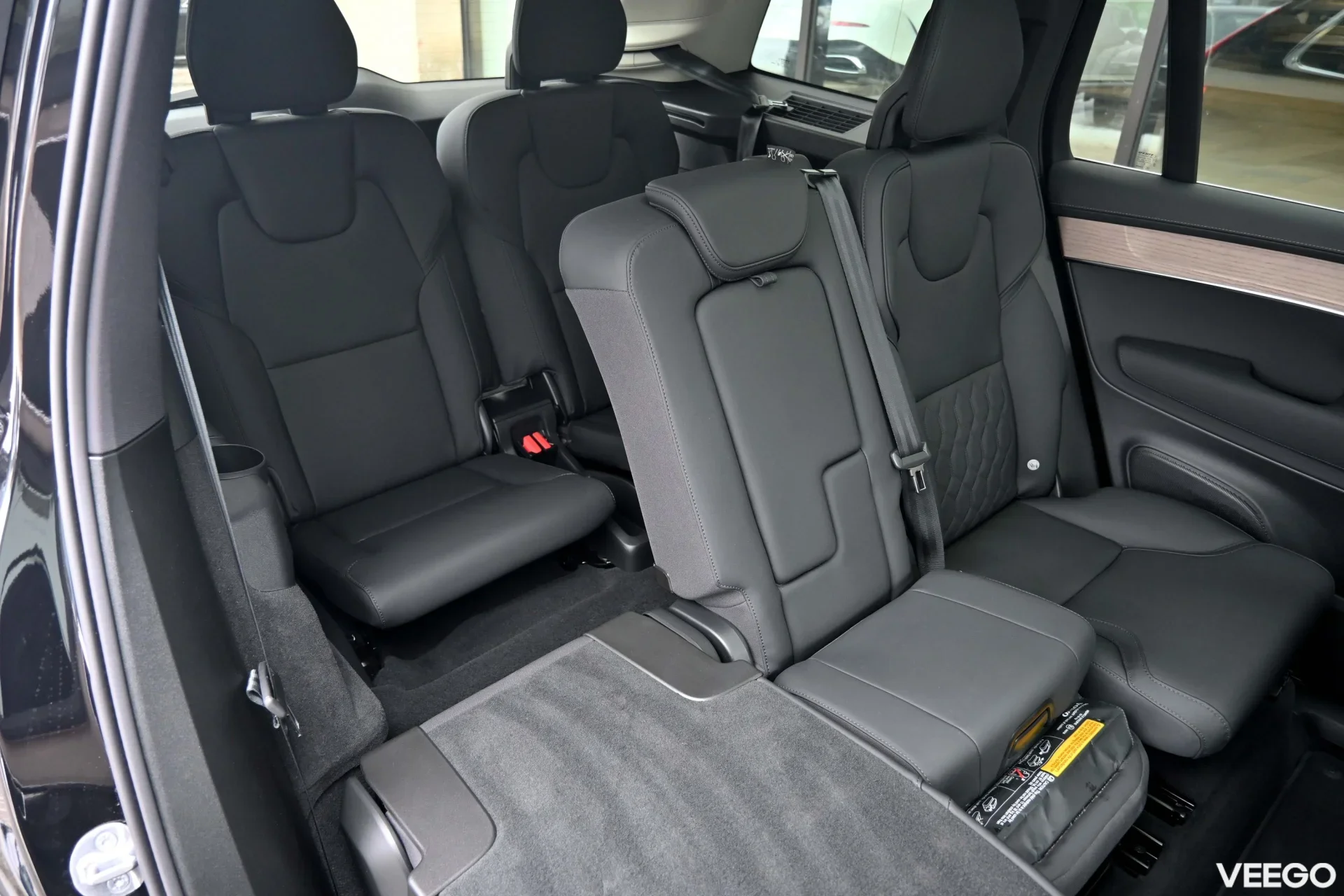 Volvo XC90 7K AWD H&K ULTIMATE BRIGHT INTELLI SAFE PRO MY26 2 335kW