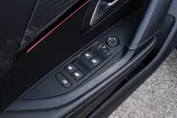 Peugeot 208 74kW thumbnail