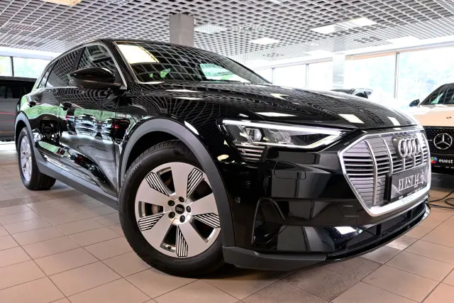 Image of Audi e-tron QUATTRO SAFETY PRO VIRTUAL+ 360° 230kW