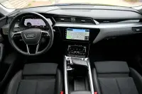 Audi e-tron QUATTRO SAFETY PRO VIRTUAL+ 360° 230kW thumbnail