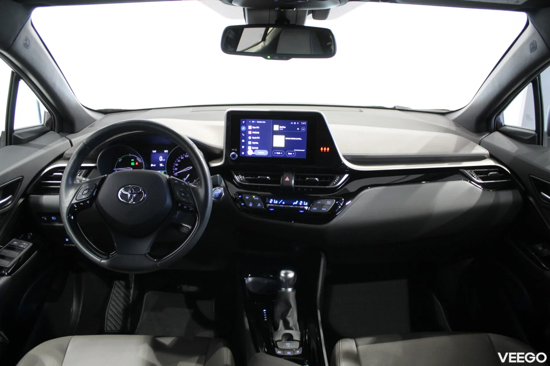 Toyota C-HR Luxury 1.8 72kW