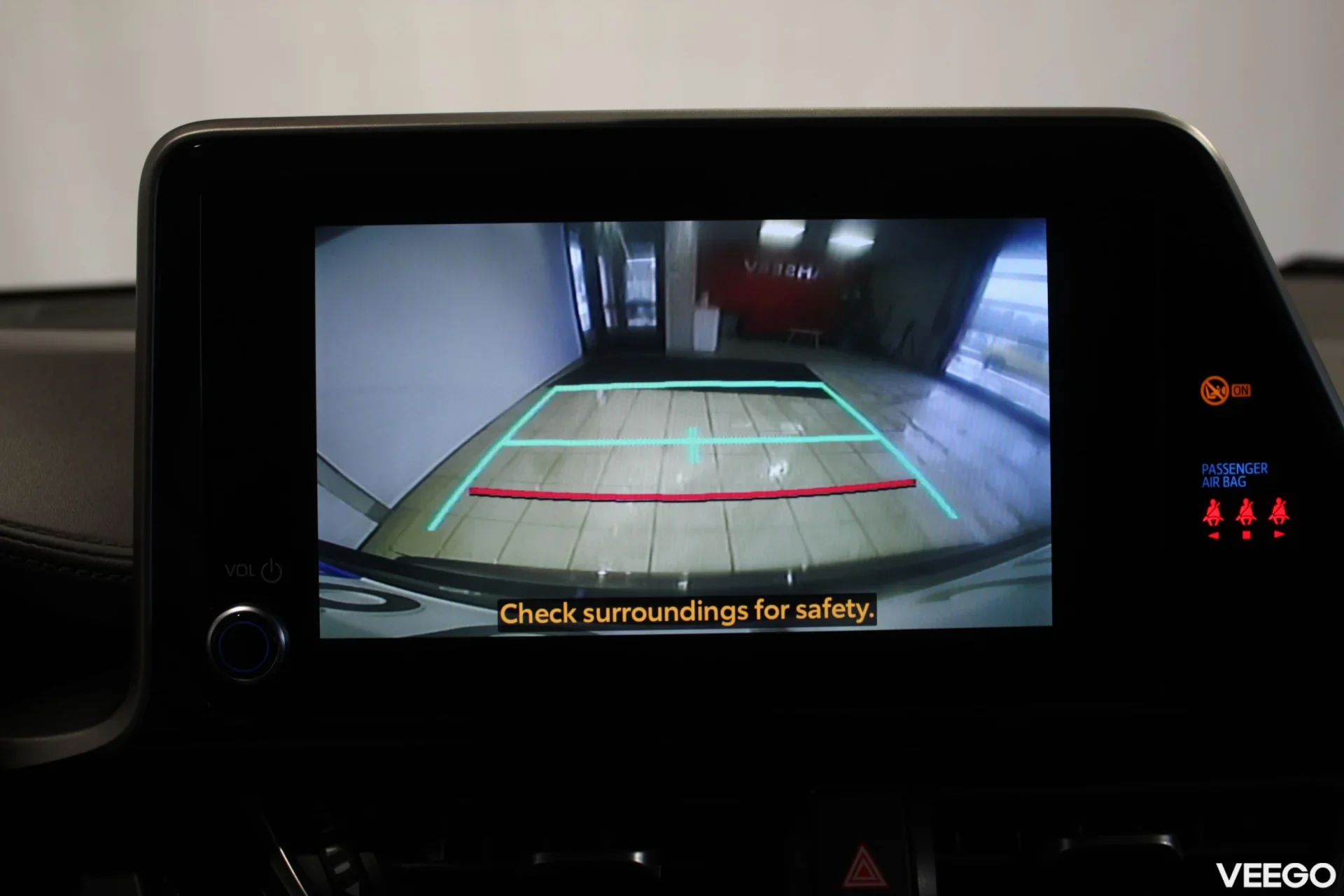 Toyota C-HR Luxury 1.8 72kW