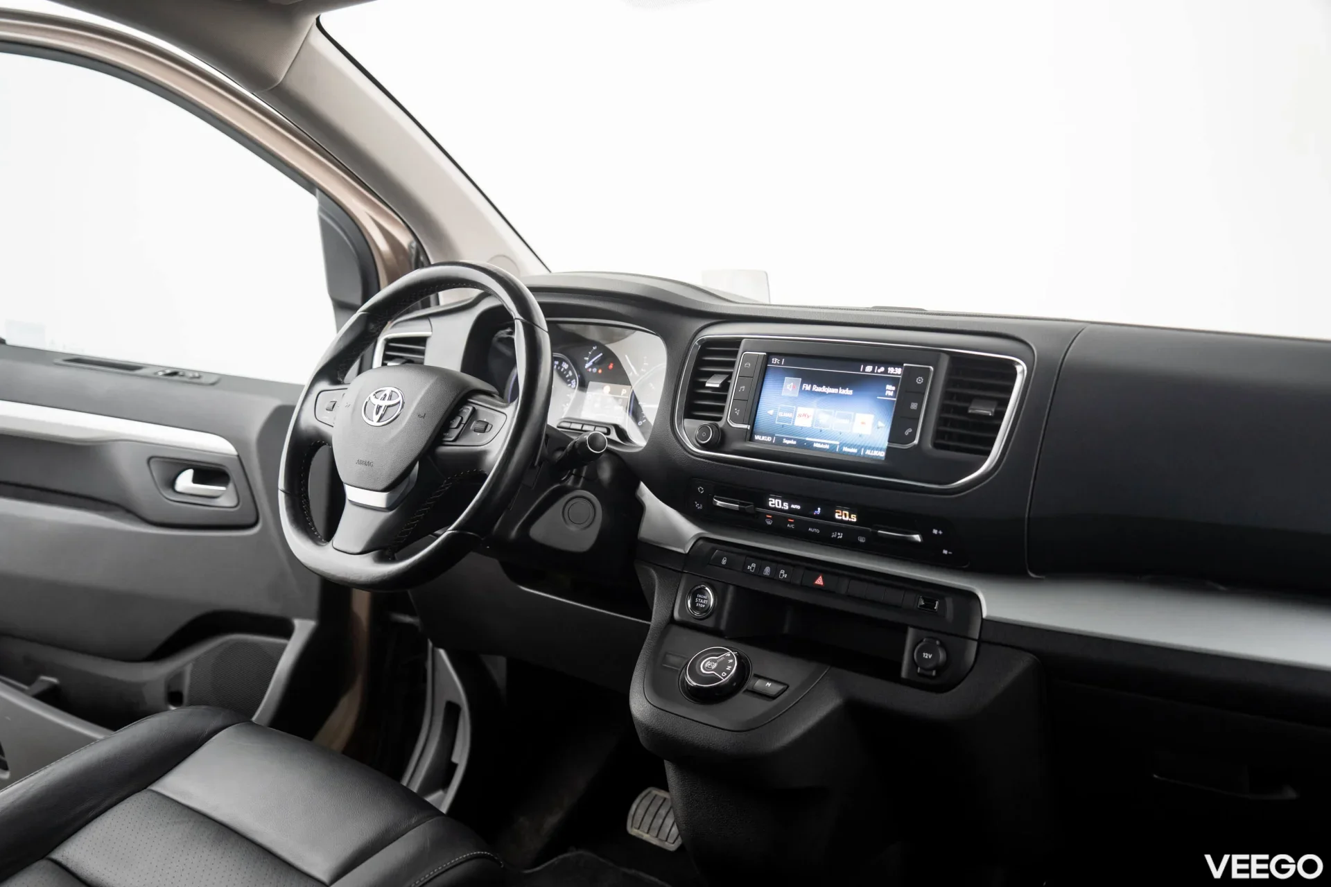 Toyota Proace Verso Long Executive 2.0 130kW