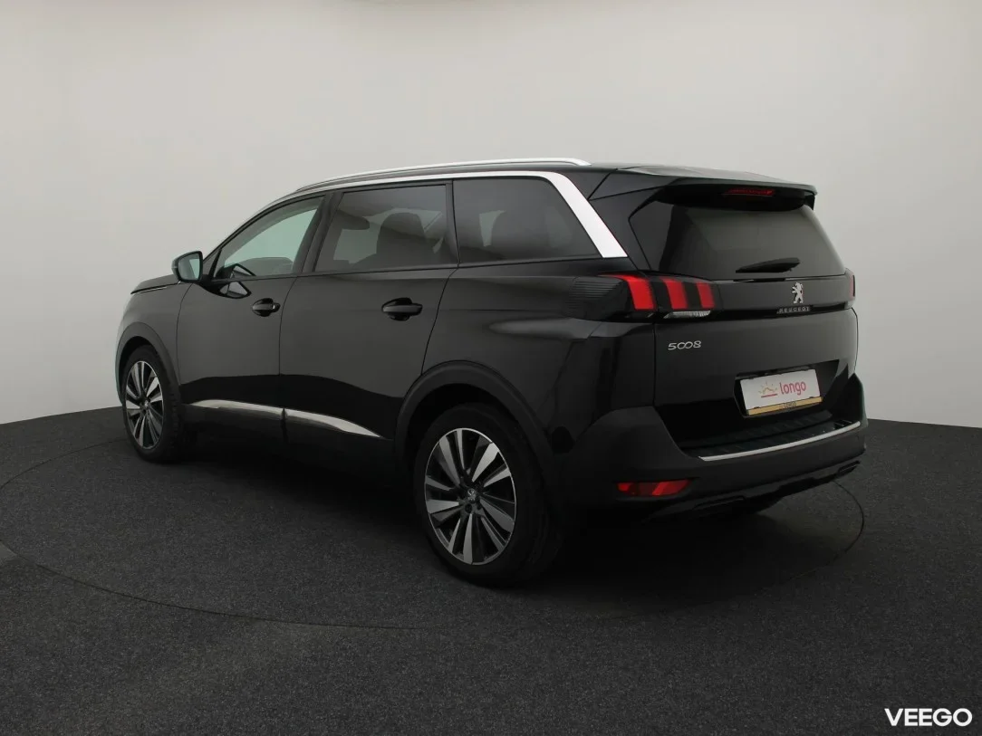 Peugeot 5008 1.2 96kW