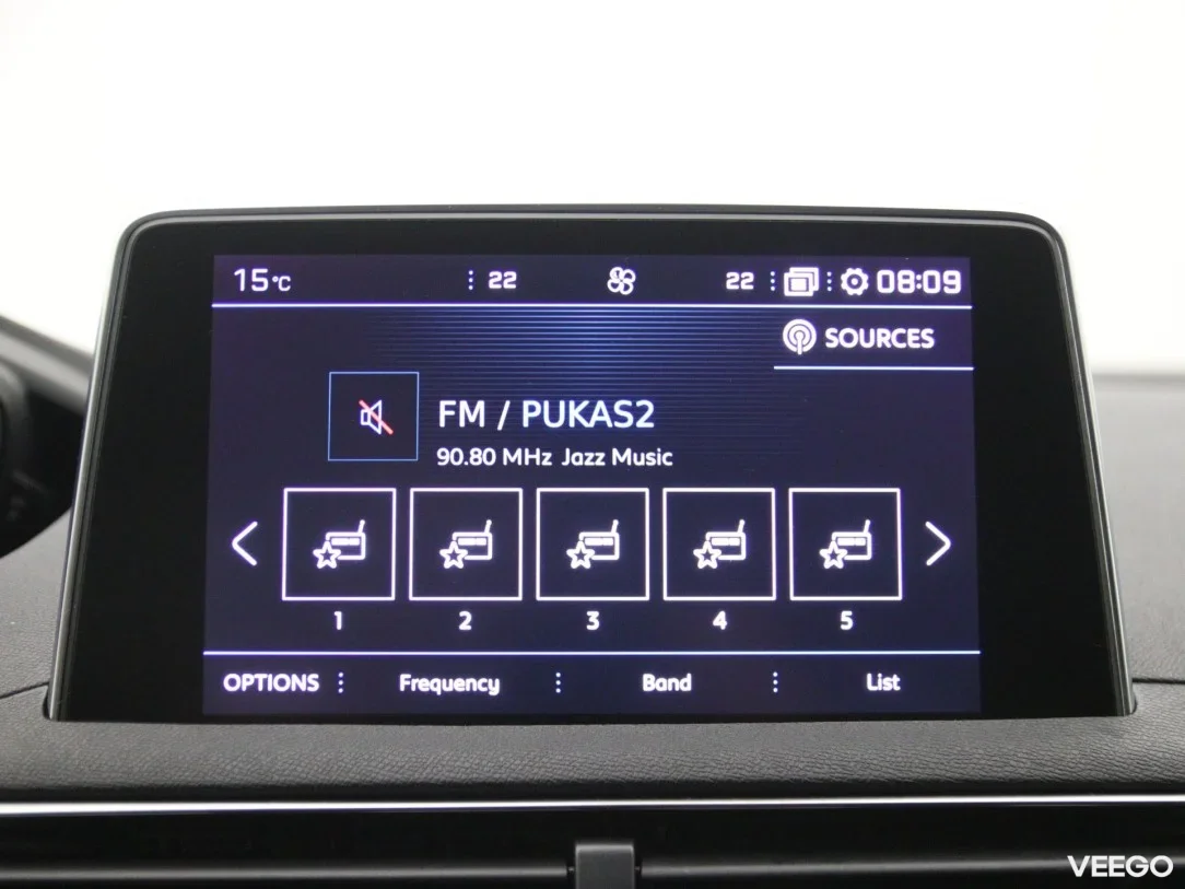 Peugeot 5008 1.2 96kW