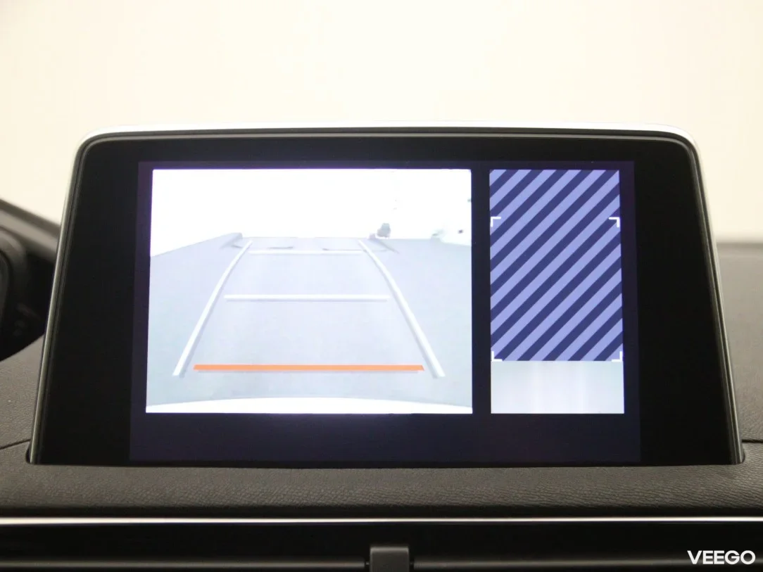 Peugeot 5008 1.2 96kW