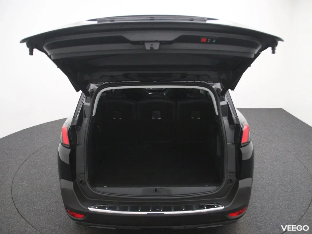 Peugeot 5008 1.2 96kW