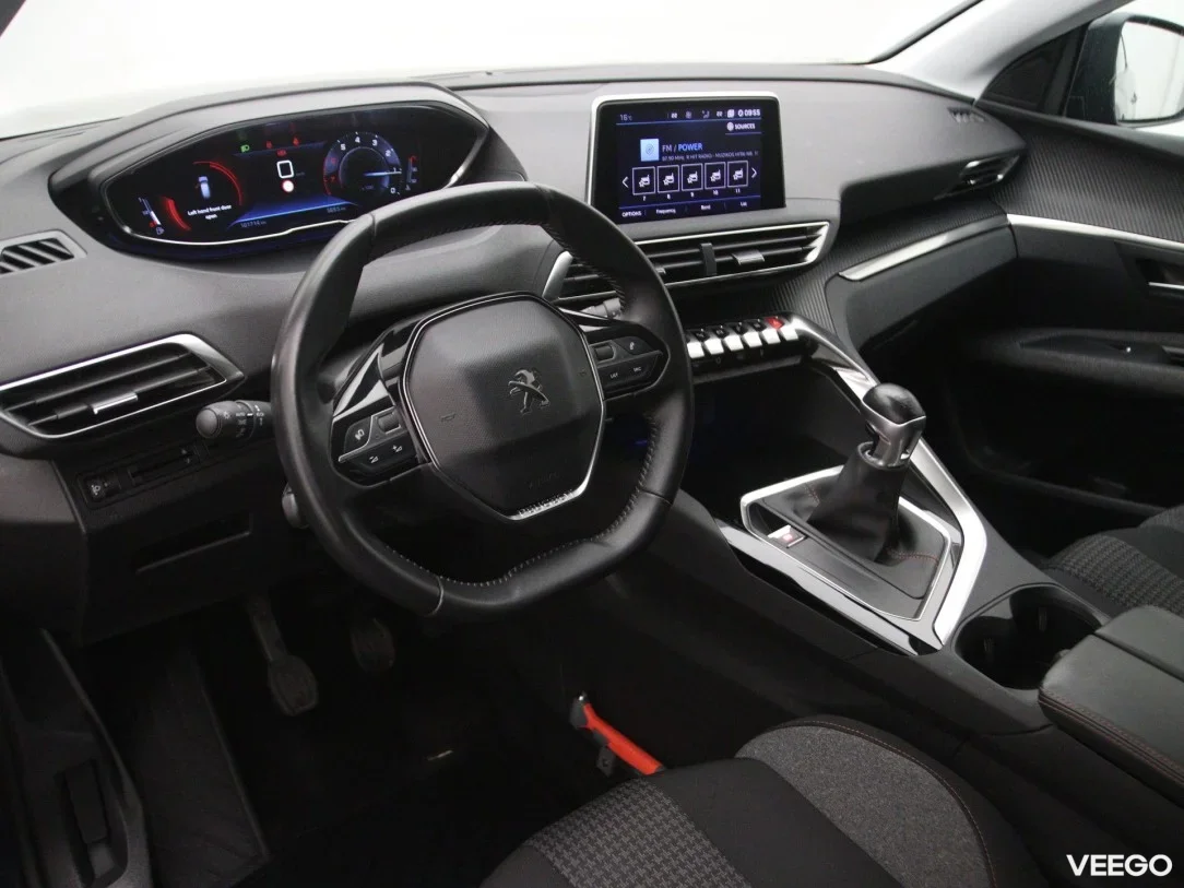 Peugeot 3008 1.2 96kW