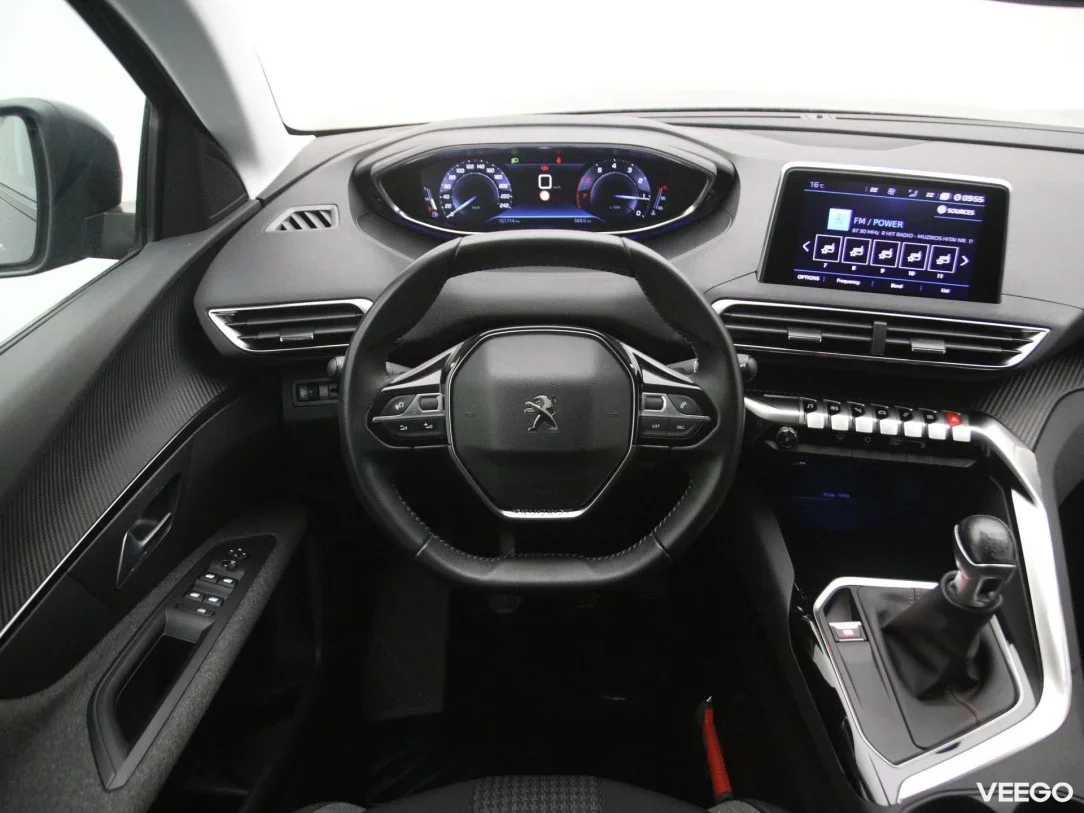 Peugeot 3008 1.2 96kW