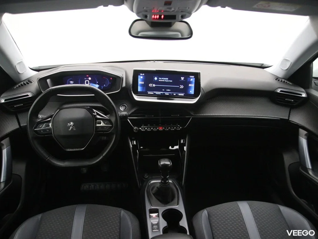 Peugeot 2008 1.2 74kW