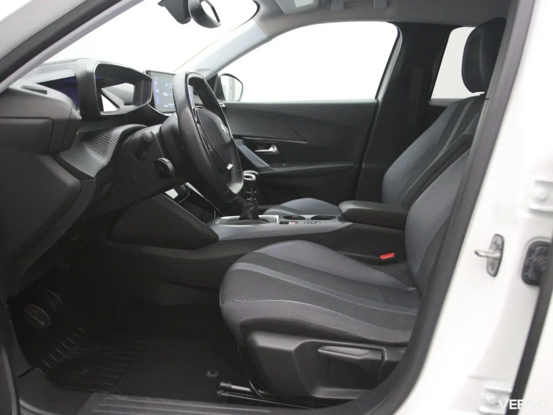 Peugeot 2008 1.2 74kW