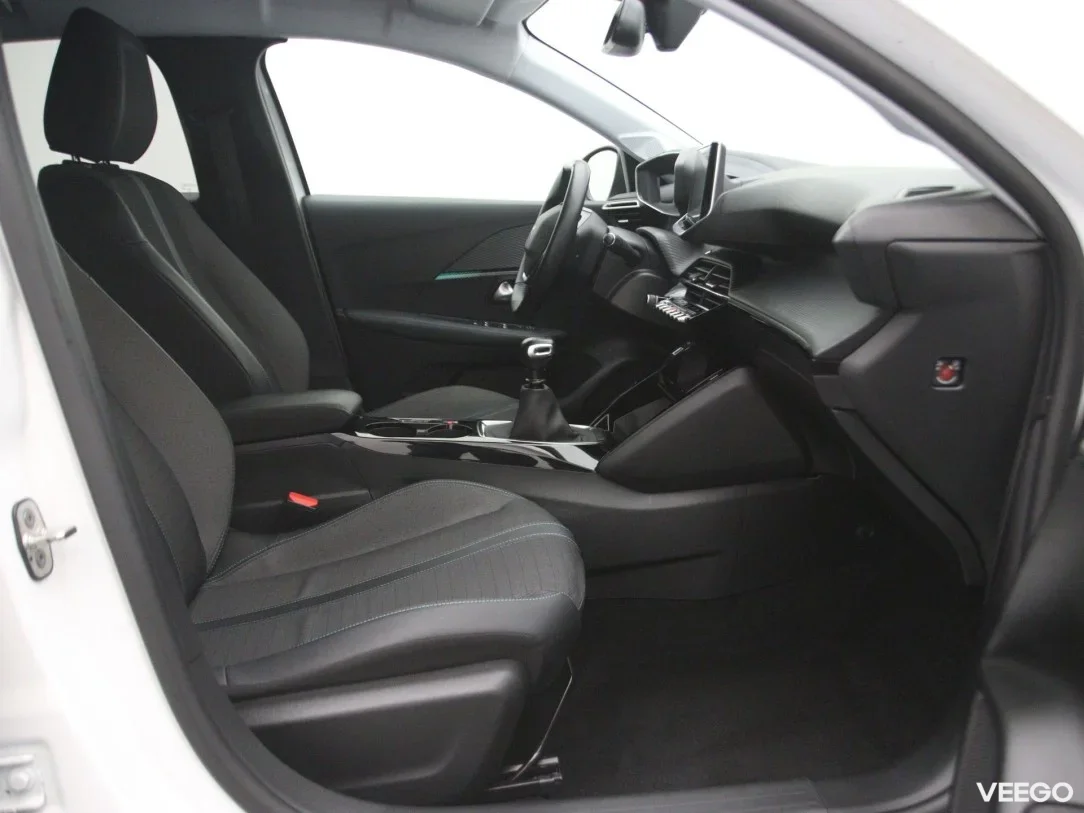 Peugeot 208 1.2 74kW